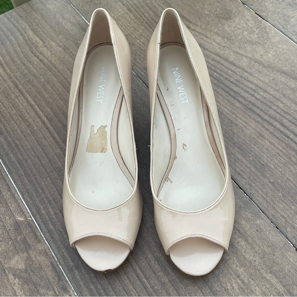 Nine West Cream Wedge Peep Toe Shoes Elegant Design